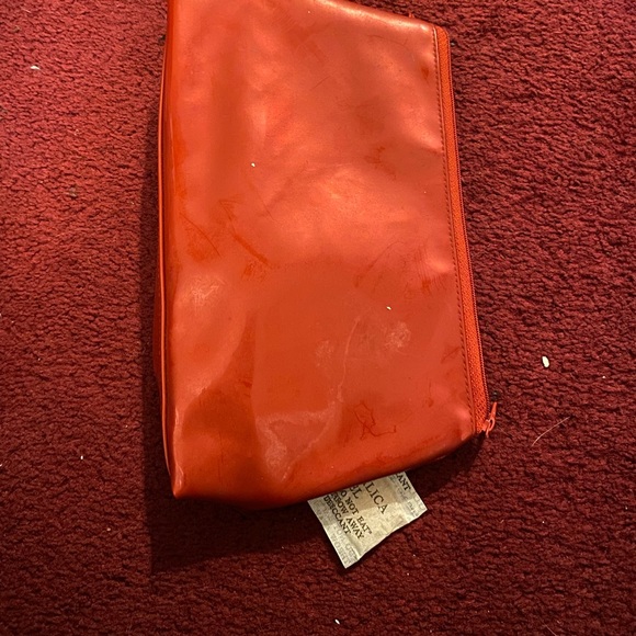 Red make up bag - Picture 2 of 3